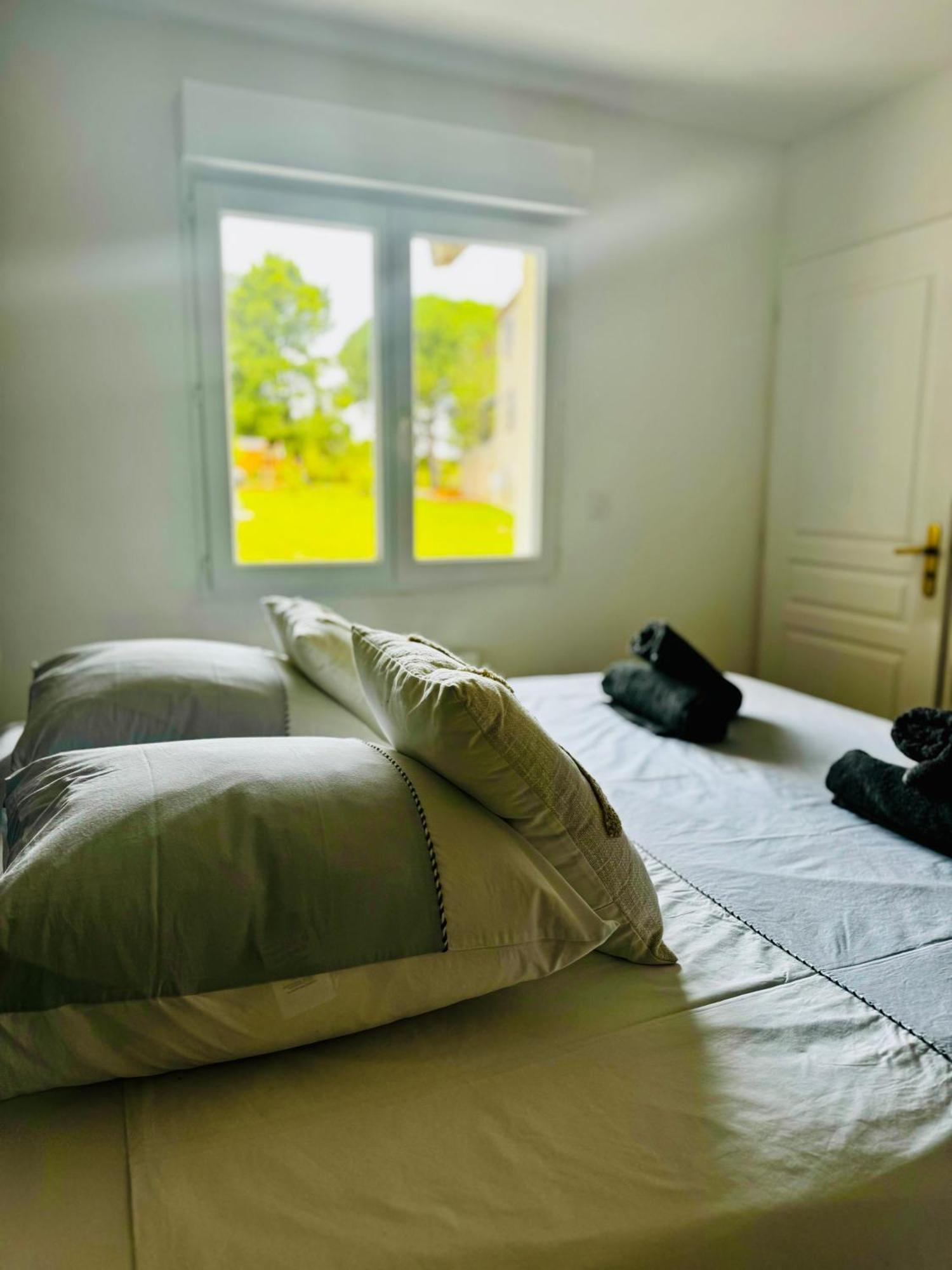 Saint Julien Les RosiersLogis Dans Ancien Relais De Poste公寓 外观 照片